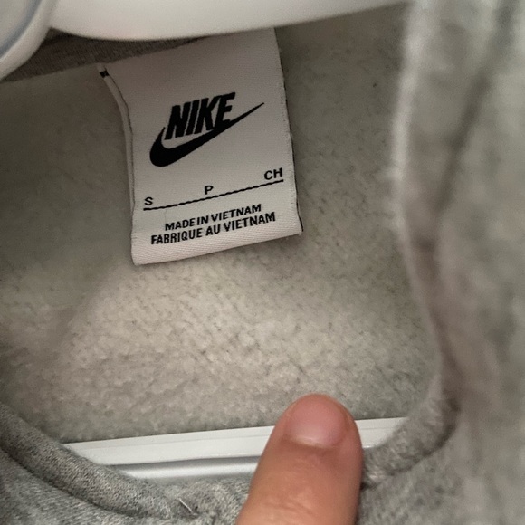 Nike quarter zip - Picture 2 of 2